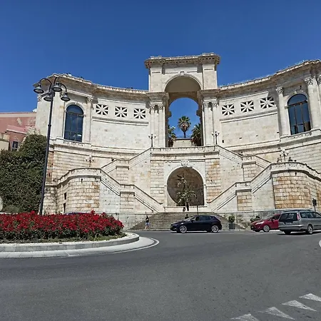 La Casetta Nel Centro דירה קליארי