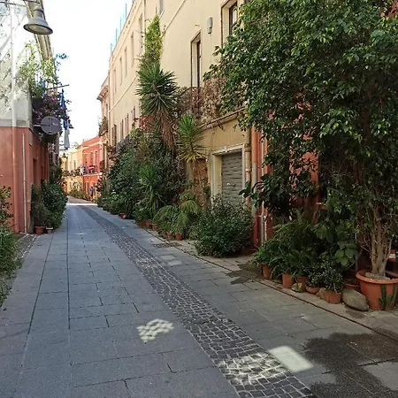La Casetta Nel Centro * קליארי